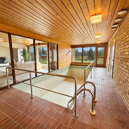 펜션 Relaxing Riverside House With Sauna & Fireplace Kannus